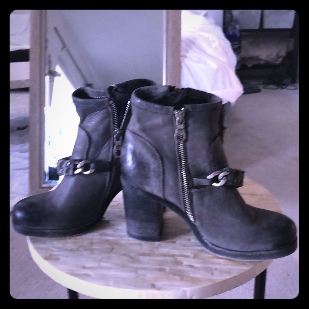 Steven by Steve Madden booties